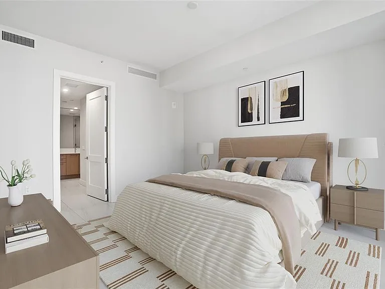275 1st Ave S #1003 — Photo 60
