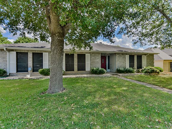 4th image of 3502 Foxbriar Ln