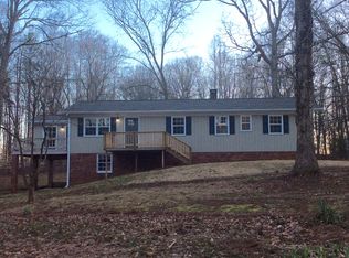 2438 Spoons Chapel Rd, Asheboro, NC 27205