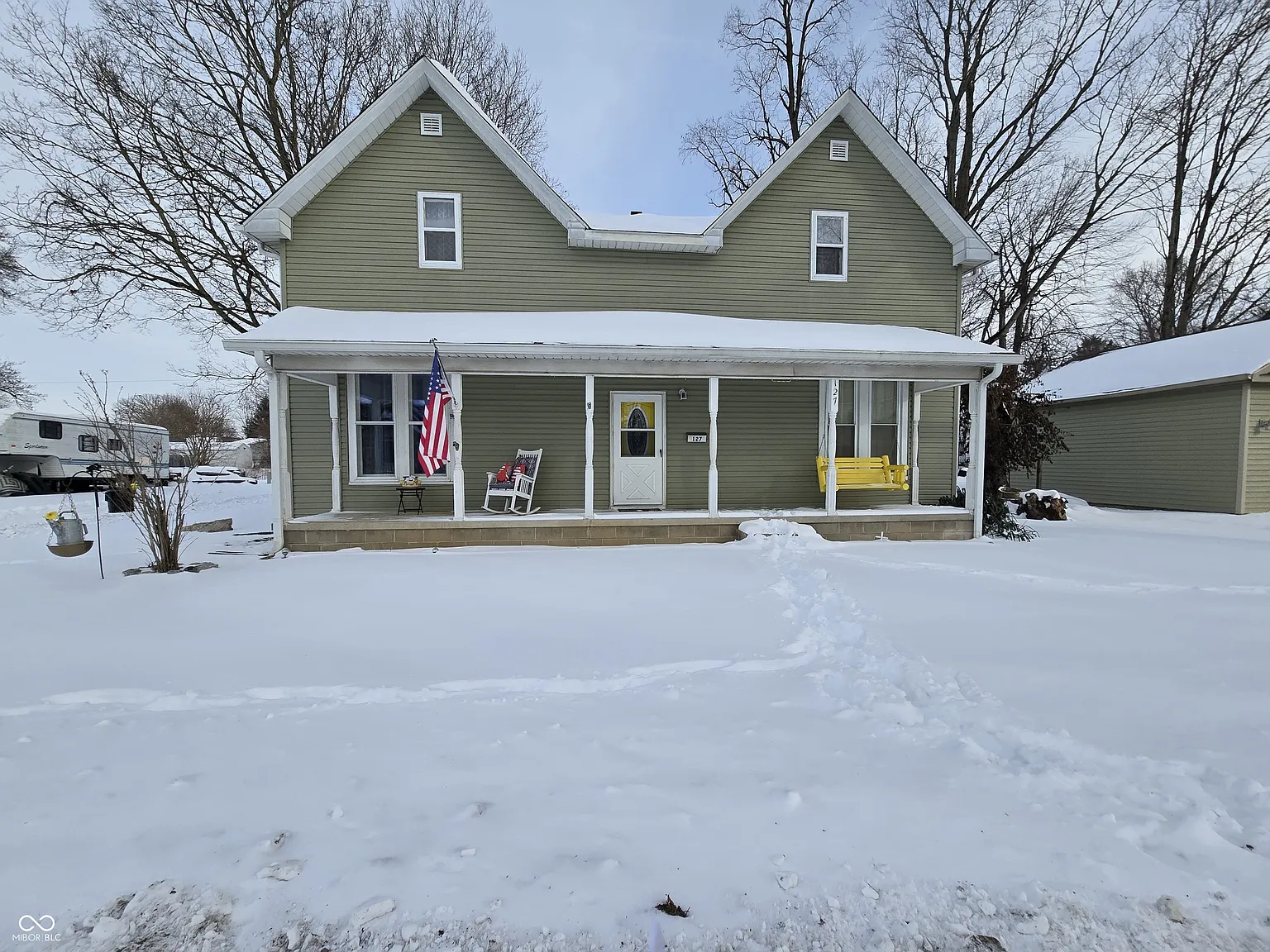 127 S Madison St photo 1