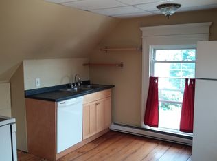 92 Clark St APT 3, Portland, ME 04102