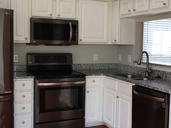 4th image of 416 Vailview Dr