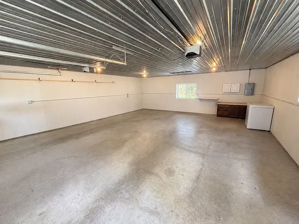 116 W 2nd St, Argyle, MN 56713