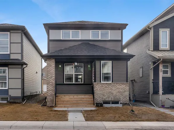 521 N Chinook Winds Gdns SW, Airdrie, AB T4B 5J6