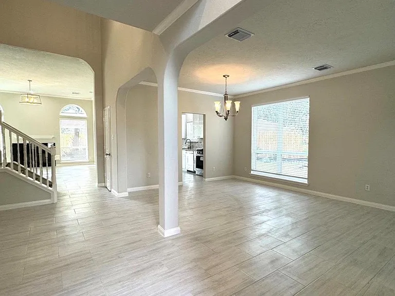 5015 Cottonglen Ct — Photo 6