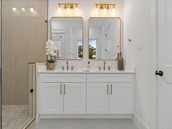 3rd image of 717 Janisch Rd #I