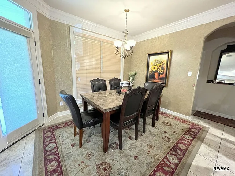 615 Picketts Mill Dr — Photo 5