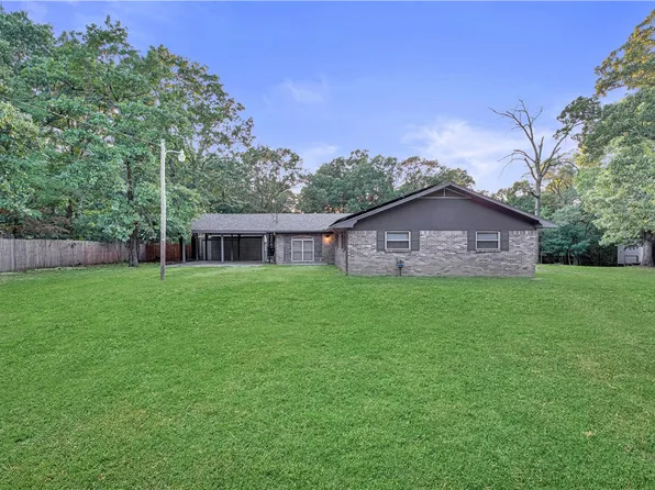15607 Quail Rd, Fayetteville, AR 72704