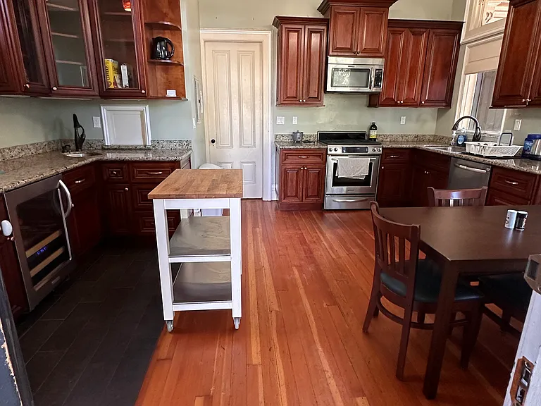 2201 Blake St — Photo 7