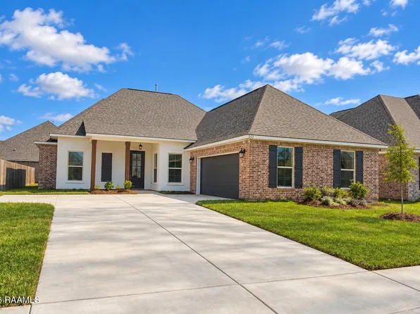 215 Appleby Way, Youngsville, LA 70592