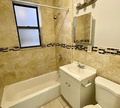 3rd image of 180 N Arlington Ave #5