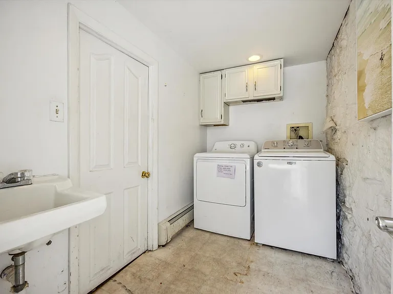 3 Sycamore St #A — Photo 17