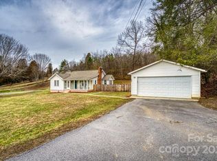1085 Old Clyde Rd, Clyde, NC 28721