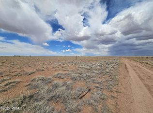 7924 Riviera Blvd, Holbrook, AZ 86025