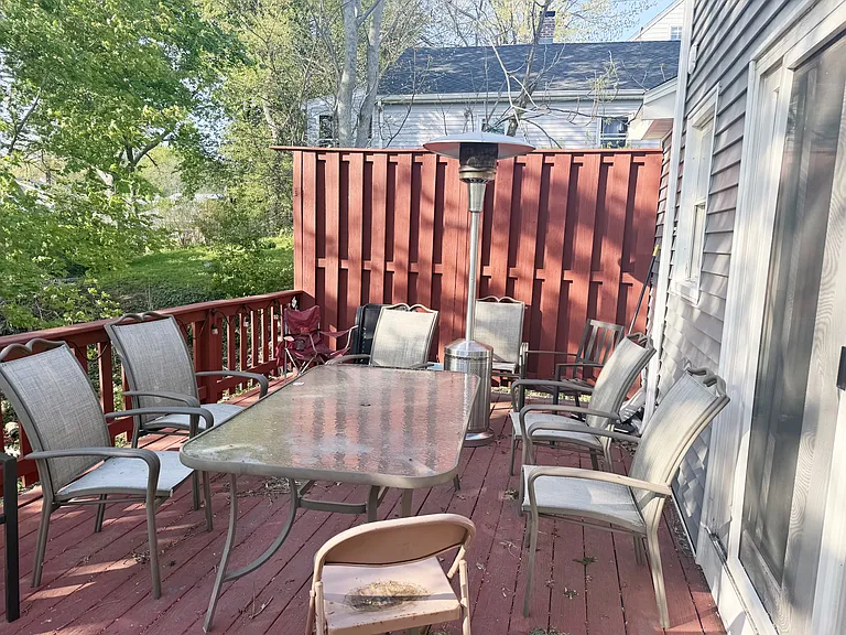 14 Kings Ct — Photo 25