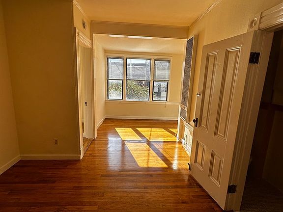 2nd image of 410 Elizabeth St #1