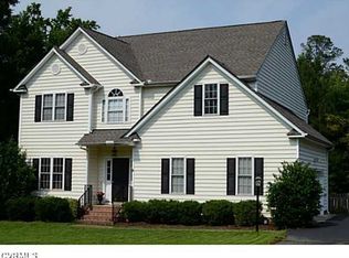 5513 Luxford Ct, Glen Allen, VA 23059