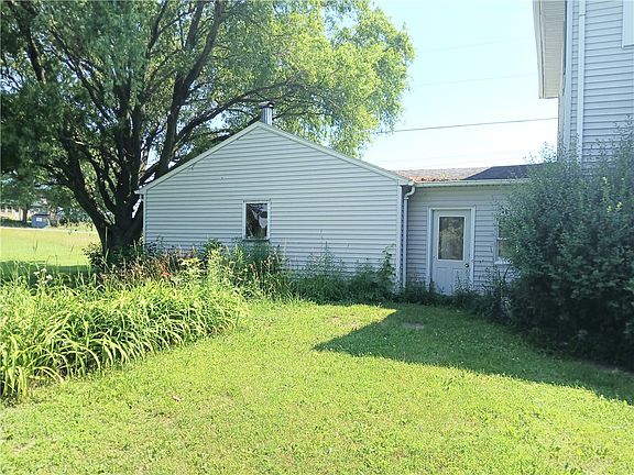 5th image of 3142 Algerine St