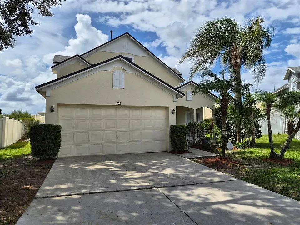 702 Sonja Cir
