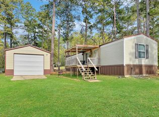 228 Bluejay Dr, Brookeland, TX 75931