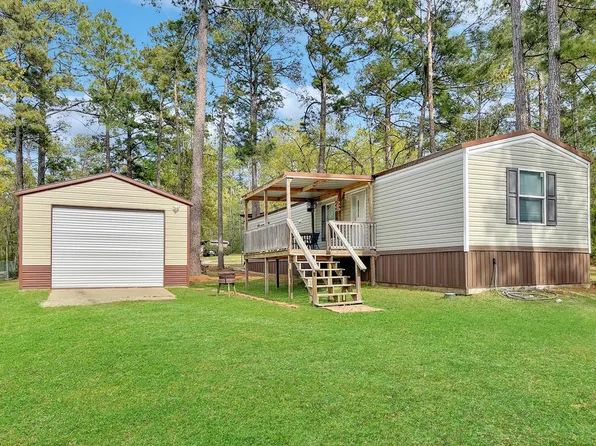 228 Bluejay Dr, Brookeland, TX 75931