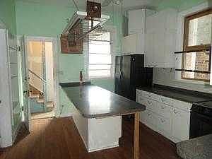 5th image of 1661 N Mozart St