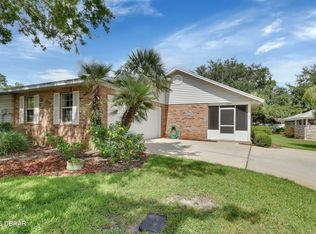 2480 S Glen Eagles Dr, Deland, FL 32724