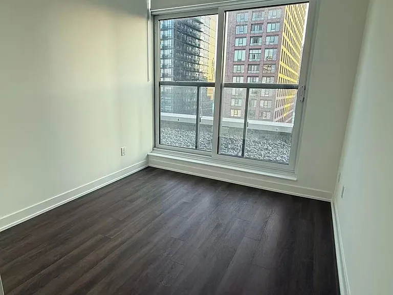 609 Sherbourne St #2604 — Photo 5