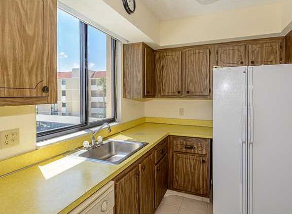 4th image of 3462 NE Causeway Blvd APT 18-301