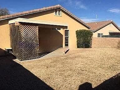 1st image of 2141 W Roundwood Pl