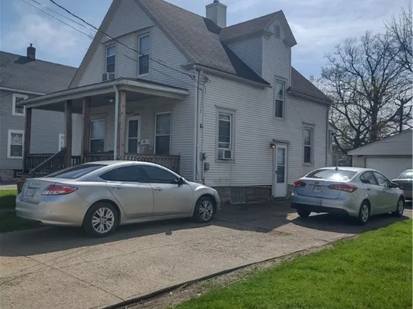 2414 Apple Ave, Lorain, OH 44055