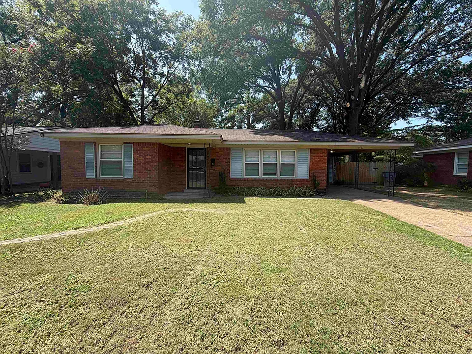 1461 Woodston Rd