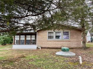 87 Clear Creek Dr, Neoga, IL