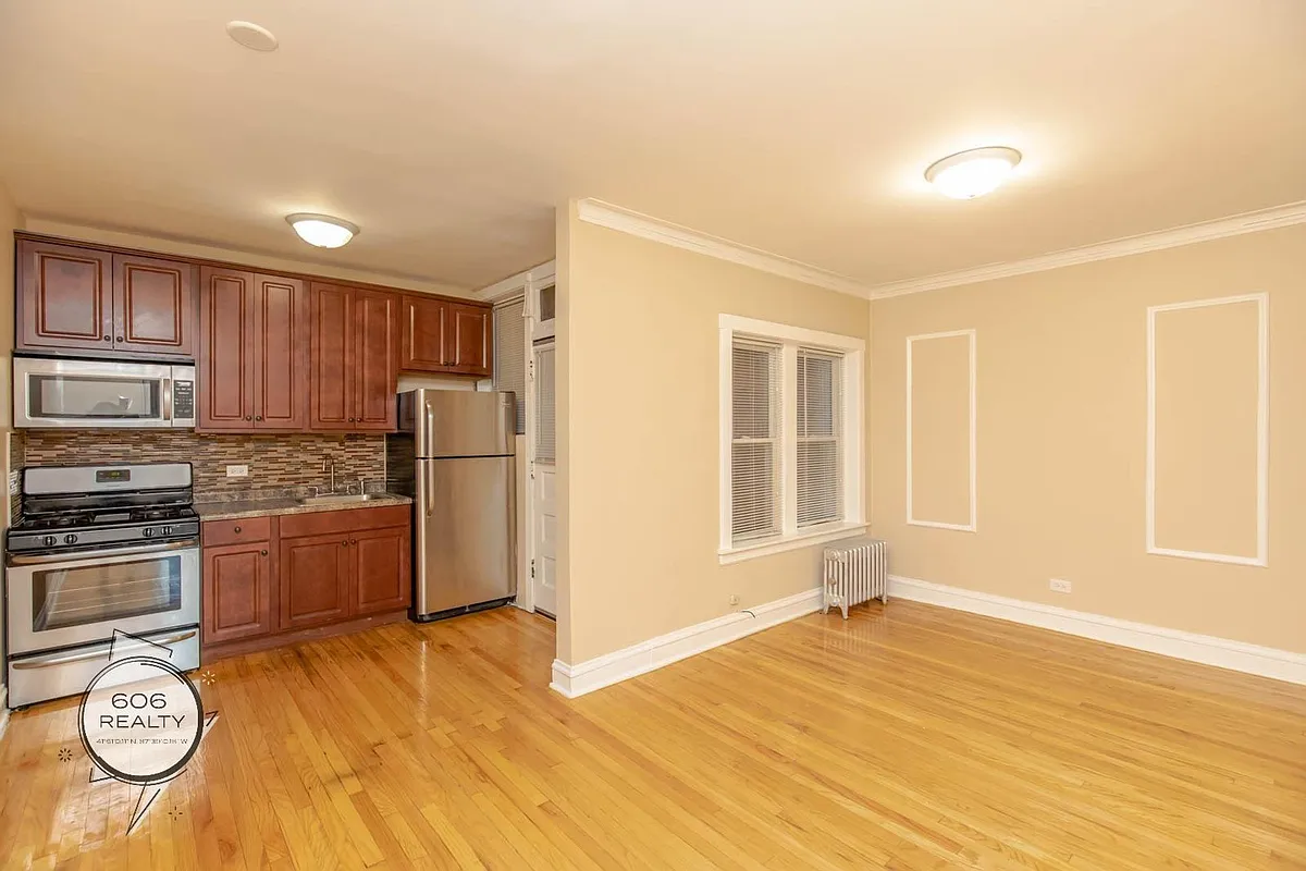 Building Photo - 3244 Oak Park Ave #6