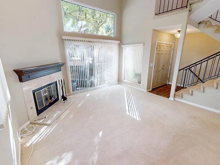 26118 Alizia Canyon Dr — Photo 4