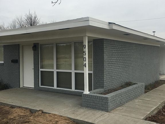 9504 RIDGEVIEW CIRCLE IN THE VILLAGE