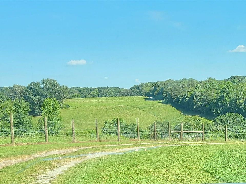2nd image of 791 S Ridge Rd