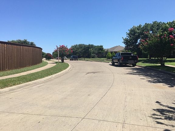 5th image of 2504 Ron Baker Dr
