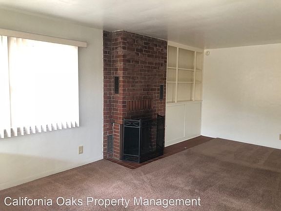 4th image of 1563 Santa Barbara St
