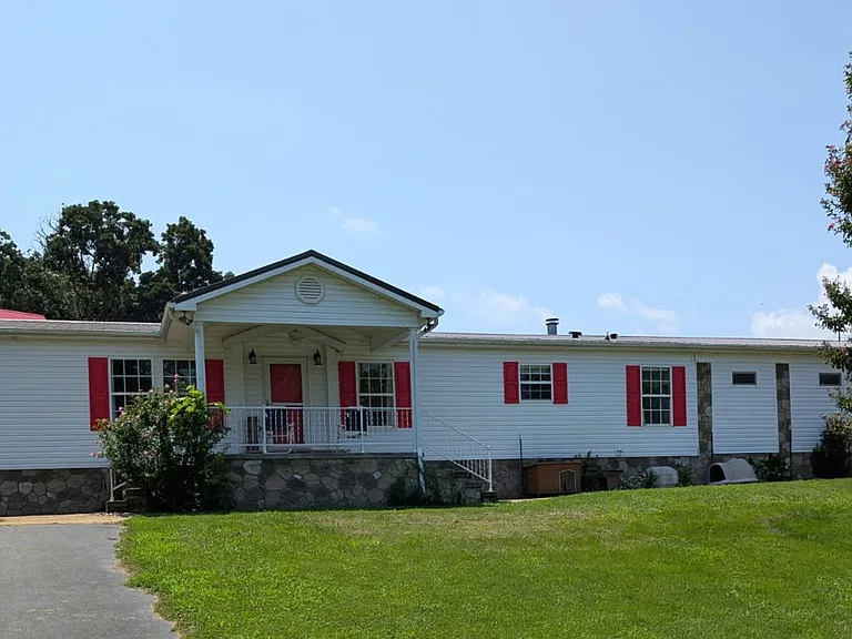 1055 Gunter Corner Rd — Photo 45