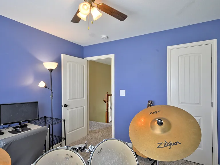 1212 Morstead Dr — Photo 36