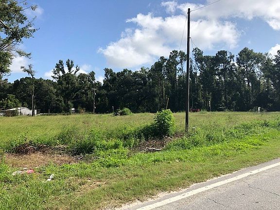 3rd image of 2475 S Highway 71