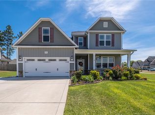 3921 Racking Horse Rd, Hope Mills, NC 28348