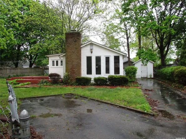 85 Woodland Drive, Mastic Beach, NY 11951