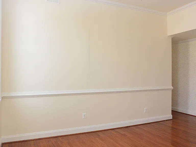 916 Light St #A — Photo 5