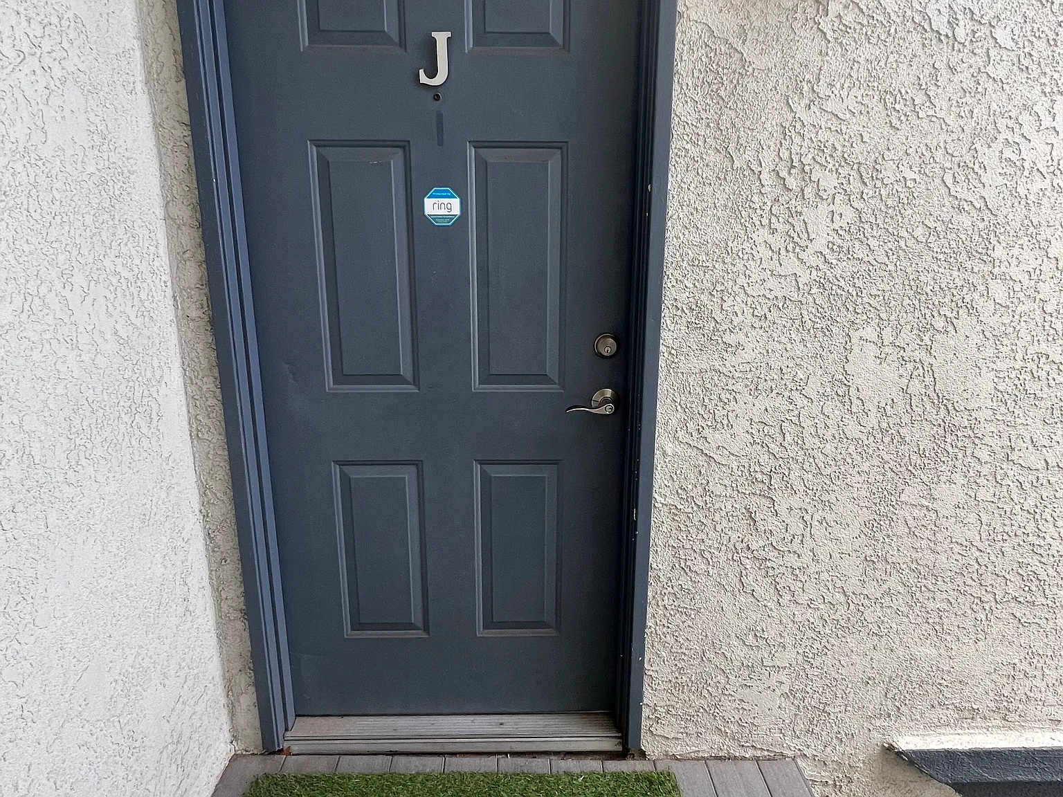 2 bed, 966 sqft, $3,200 — Photo 3