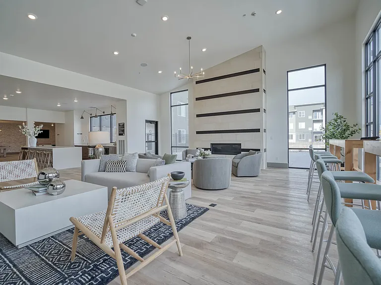 Eden Apartments — Photo 11