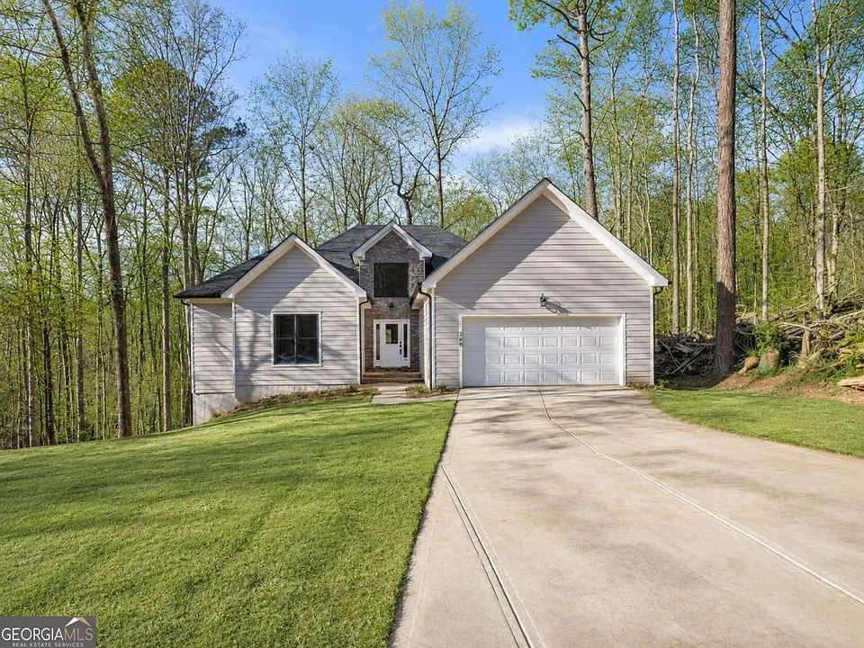 360 Ansley Dr