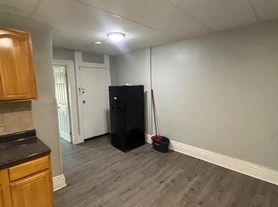1023 Clinton Ave, Irvington, NJ