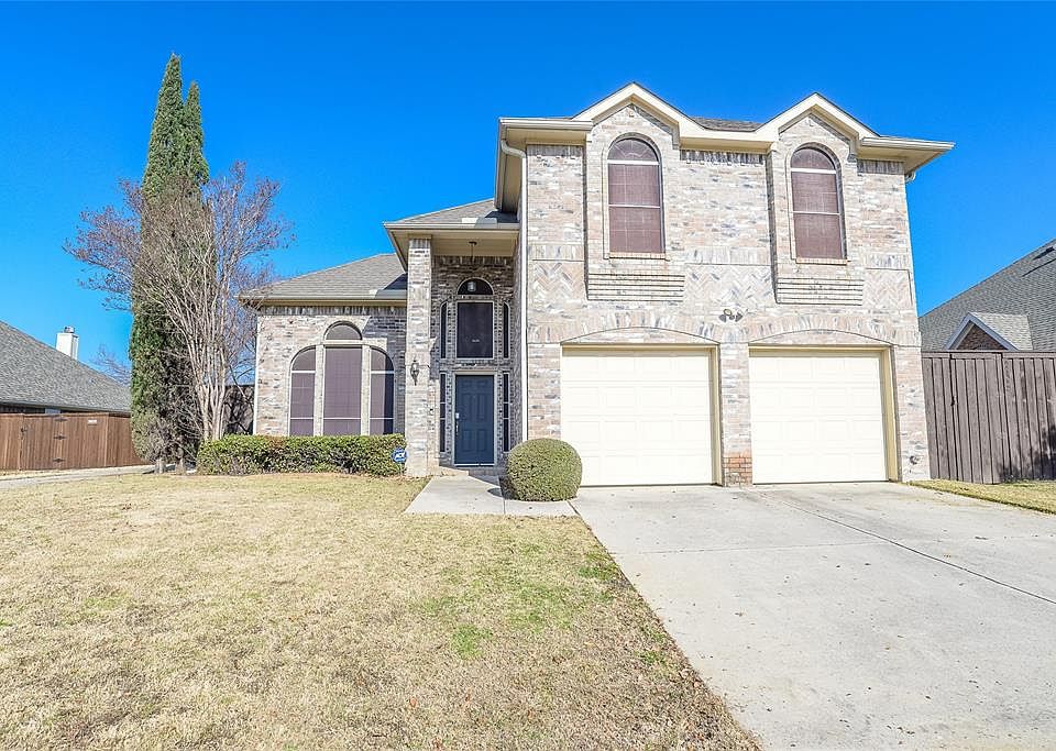 1st image of 816 Sierra Ln